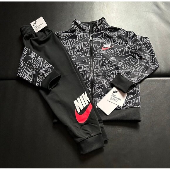 NWT Nike Athletic Track Suit Set Boys Size 3T - Picture 1 of 3